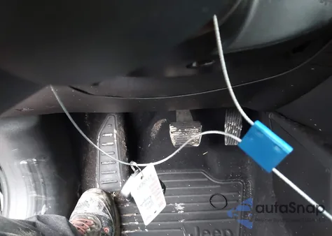 2020 Jeep Renegade Latitude 4X4 z USA, uszkodzony, nr VIN ZACNJBBB0LPL86928